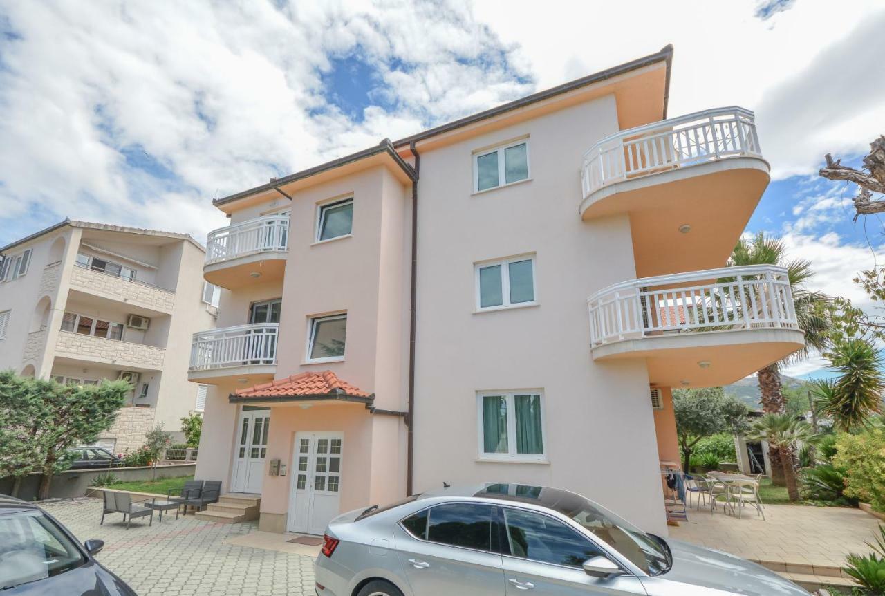 Apartments Lupe Split Exterior photo